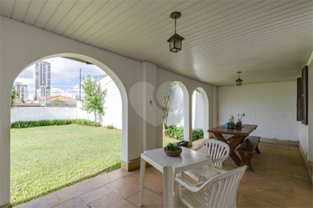 Casa Térrea à venda com 3 quartos, sendo 1 suíte,  em Brooklin Velho, São Paulo, SP