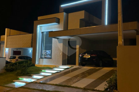 Terreno à venda com 3 suítes no condomínio Residencial Veneza, Mogi das Cruzes - SP