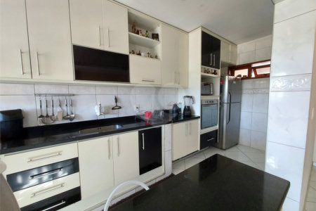 Casa à venda com 5 quartos, sendo 1 suíte, em Santa Claudina, Vinhedo, SP