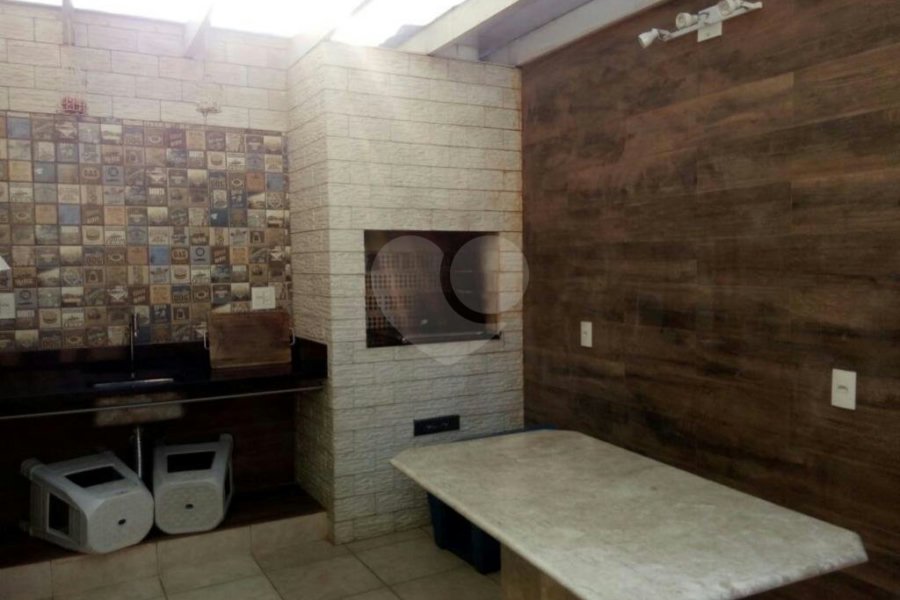 Sobrado à venda com 3 quartos, sendo 1 suíte, em Horto Florestal, São Paulo, SP
