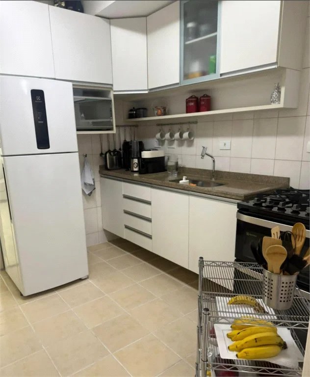Casa à venda com 3 quartos, sendo 1 suíte, no condomínio Villas de São Francisco, São Paulo - SP