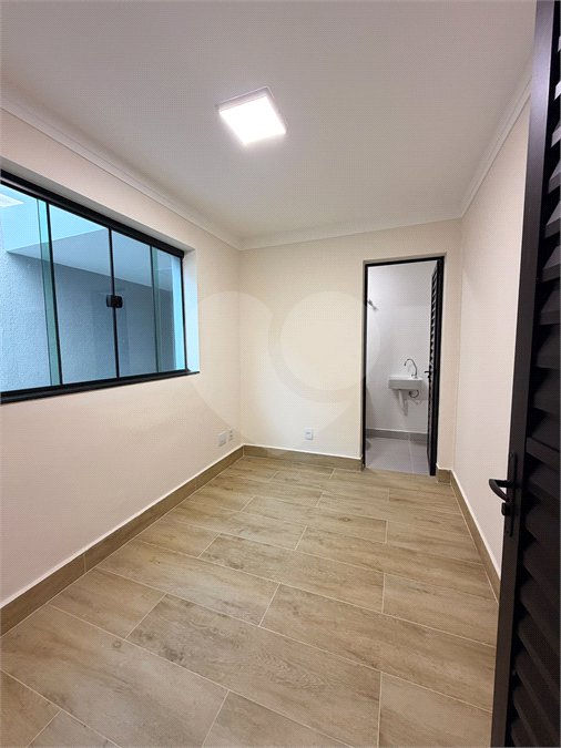 Casa à venda com 5 quartos, sendo 4 suítes, em Vila Rosália, Guarulhos, SP