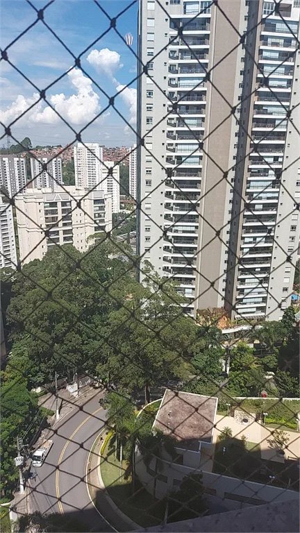 Apartamento à venda com 3 suítes em Vila Andrade, São Paulo, SP