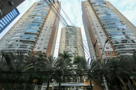 Apartamento para alugar com 3 quartos, sendo 1 suíte, em Vila Olímpia, São Paulo, SP