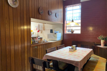 Casa à venda com 3 quartos, sendo 1 suíte, em Brooklin Velho, São Paulo, SP