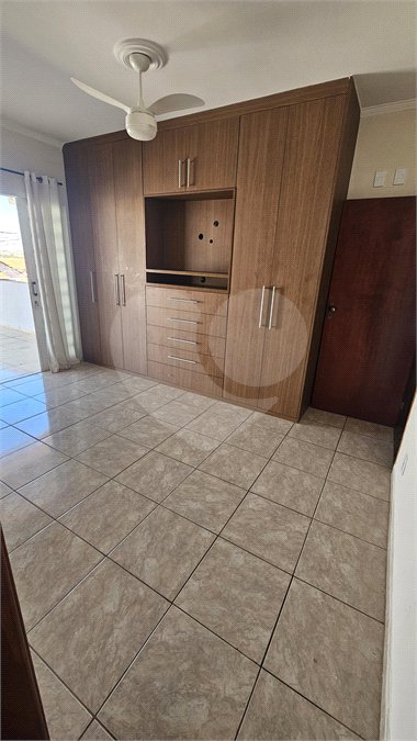 Sobrado para alugar com 3 quartos, sendo 1 suíte, em Jardim do Valle II, Indaiatuba, SP