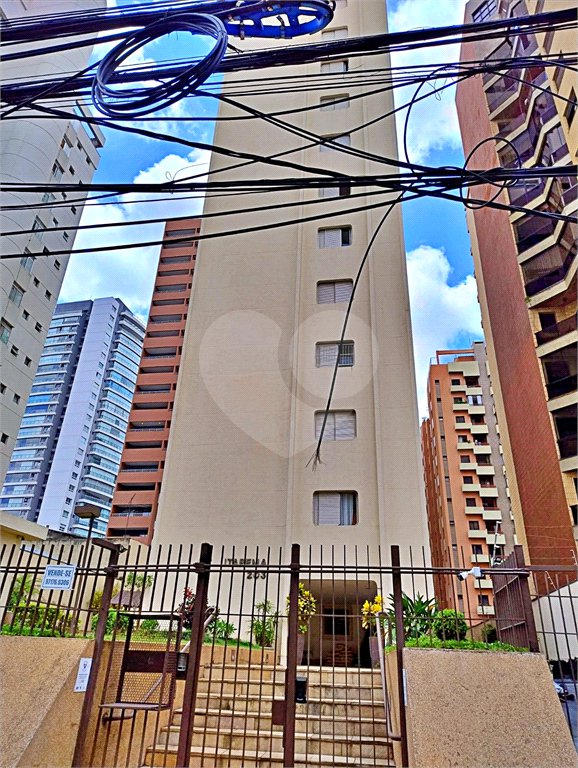 Apartamento à venda com 3 quartos, sendo 1 suíte, em Vila Olímpia, São Paulo, SP
