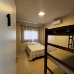 Casa à venda com 8 quartos, sendo 2 suítes, em Flórida, Praia Grande, SP