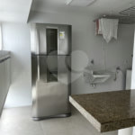 Apartamento à venda ou para alugar com 3 quartos, sendo 1 suíte, em Enseada, Guarujá, SP