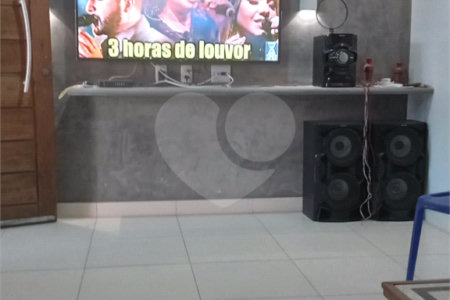 Sobrado à venda com 4 suítes em Cajuru do Sul, Sorocaba, SP