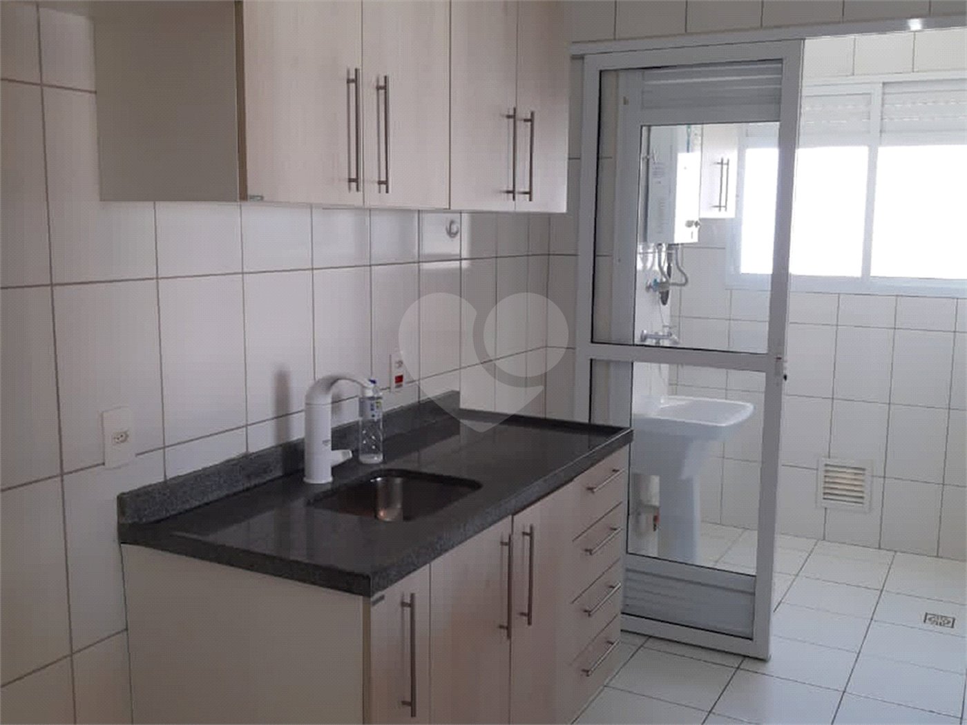 Apartamento à venda com 2 quartos, sendo 1 suíte, em Jardim Maria José, Votorantim, SP