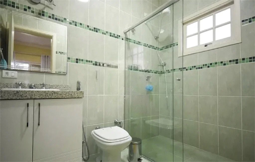 Casa à venda com 5 suítes em Jardim Londrina, São Paulo, SP