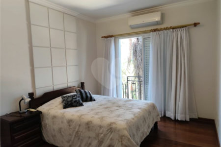 Casa à venda com 4 suítes em Marambaia, Vinhedo, SP