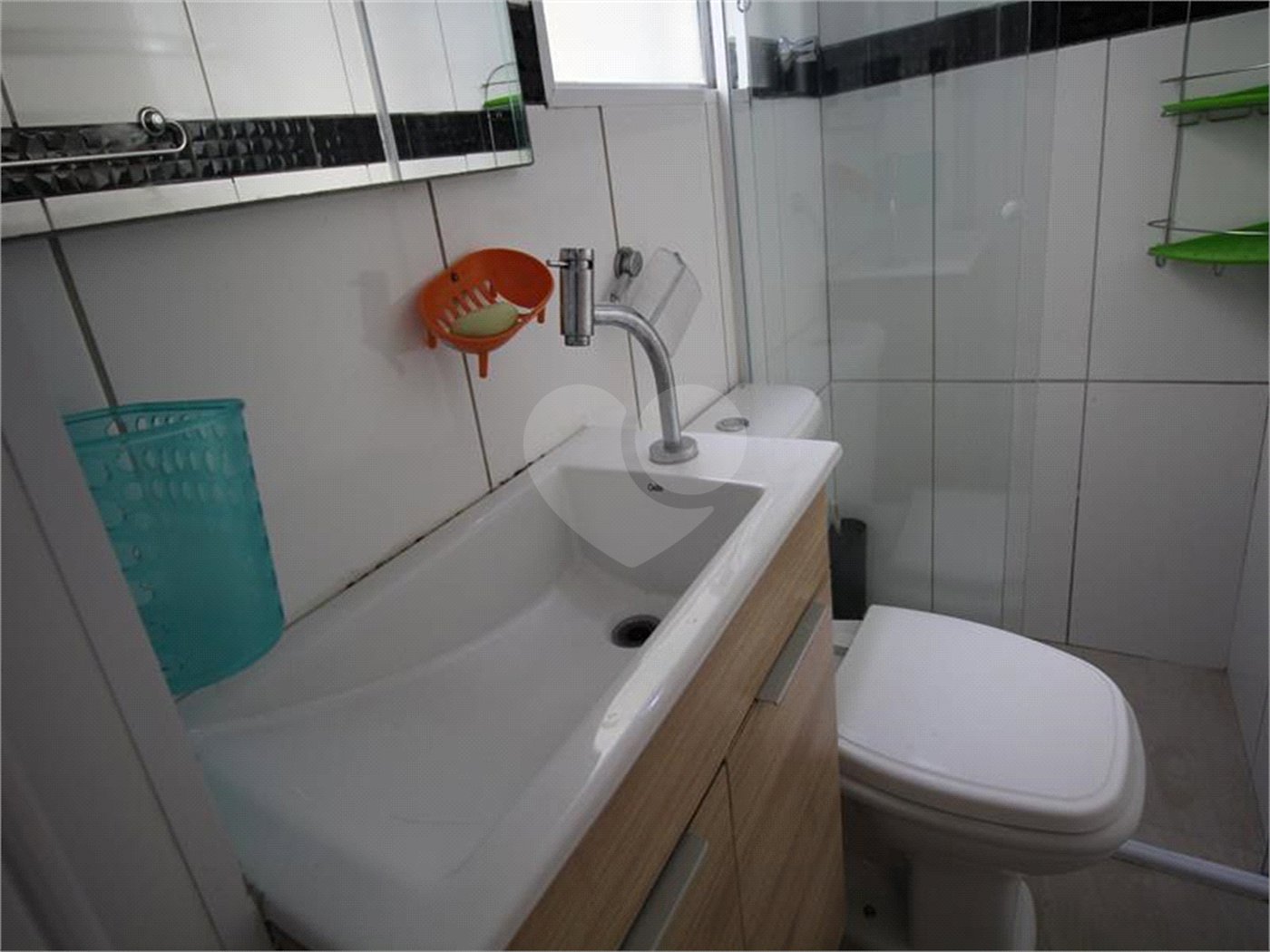 Casa à venda com 3 quartos, sendo 1 suíte, em Vila Clementino, São Paulo, SP