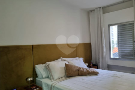 Apartamento à venda com 2 quartos em Moema, São Paulo, SP