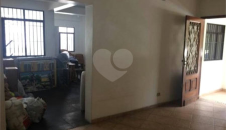 Sobrado à venda com 4 quartos, sendo 3 suítes,  em Santana, São Paulo, SP