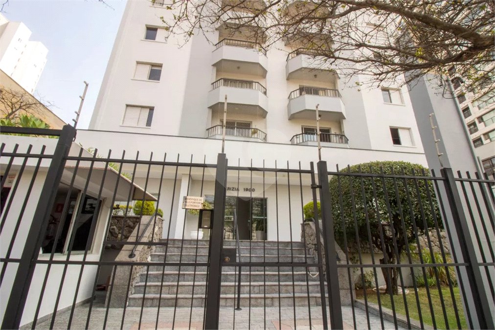 Apartamento à venda com 2 quartos, sendo 1 suíte, em Campo Belo, São Paulo, SP