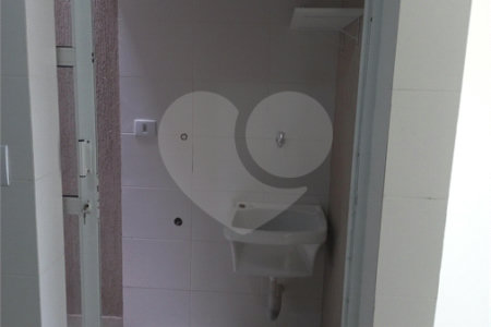Casa à venda com 2 suítes no condomínio martinha, São Paulo - SP