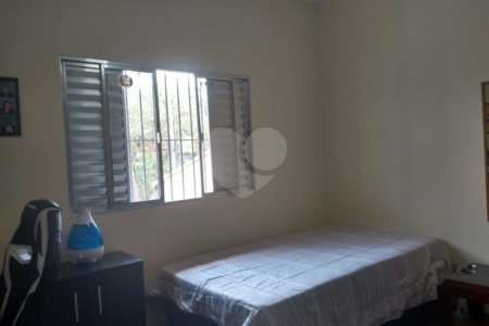 Casa à venda com 3 quartos, sendo 1 suíte,  em Parque Ipê, São Paulo, SP