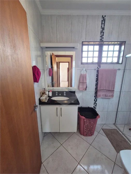 Sobrado à venda com 3 quartos em Vila Industrial, Piracicaba, SP