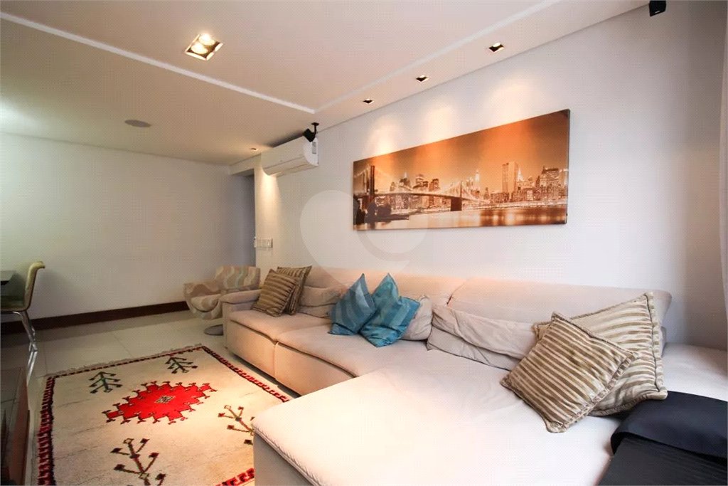 Apartamento para alugar com 3 quartos, sendo 1 suíte, em Itaim Bibi, São Paulo, SP