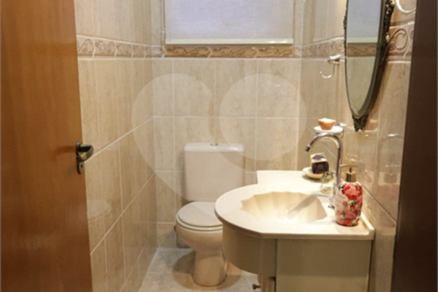Casa à venda com 3 suítes no condomínio Parque Imperial da Cantareira, Mairiporã - SP