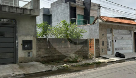Terreno à venda em Jardim Quaresmeira, Suzano, SP