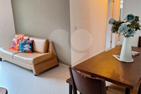 Apartamento à venda com 3 quartos, sendo 1 suíte, em Pinheirinho, Vinhedo, SP