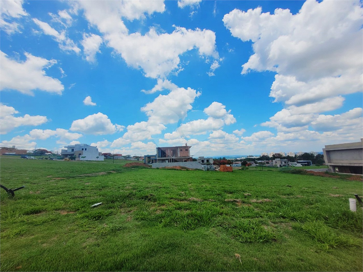 Oportunidade no Condomínio Villa Sapezal com ótima topografia - 360m² – Indaiatuba/SP