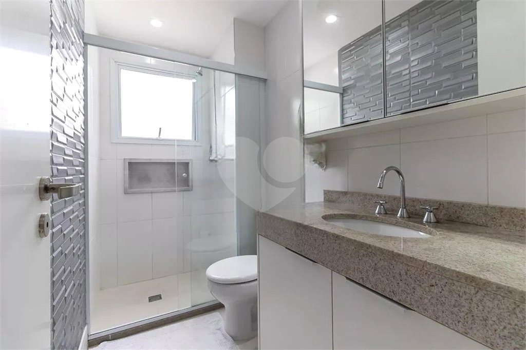 Apartamento Garden à venda ? 500 m do Metrô Conceição | Reformado e com quintal privativo