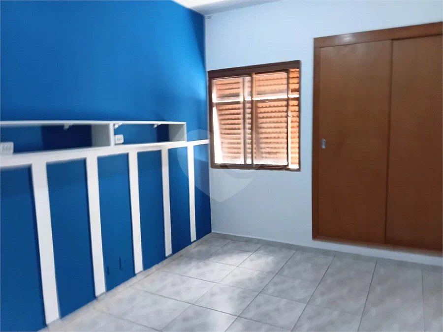 Apartamento à venda ou para alugar com 2 quartos, sendo 1 suíte,  no Centro, São Roque, SP