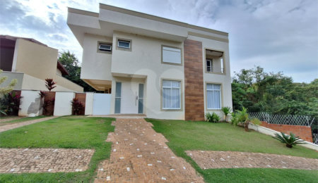 Casa para alugar com 3 suítes no condomínio Bosque dos Cambarás, Valinhos - SP