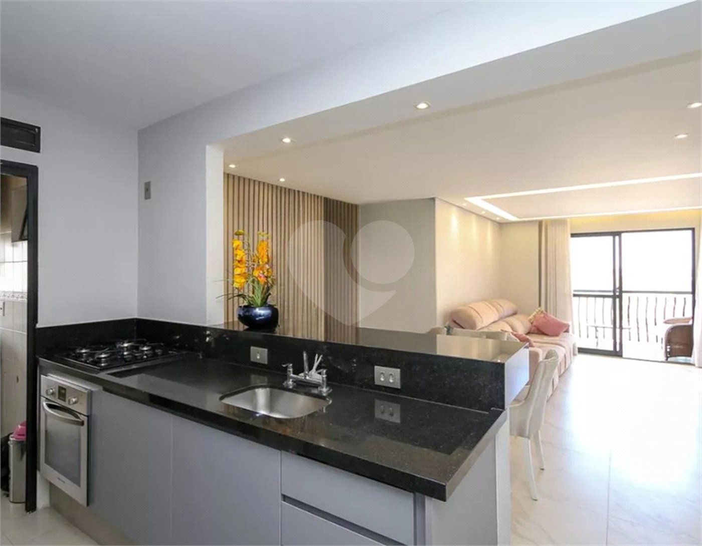Apartamento reformado a venda no Alto da Boa Vista