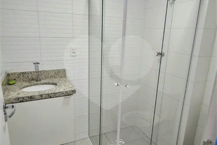 Vende-se apartamento novo na Mooca