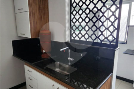Apartamento no Condomínio Edifício Manaus em Ribeirão Preto para Venda