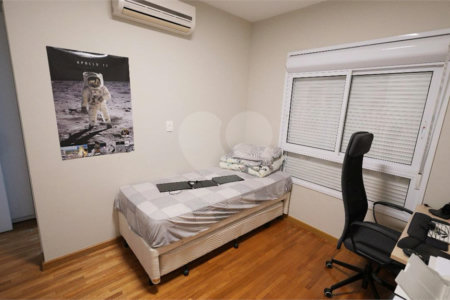 Apartamento á venda - Vila Olímpia