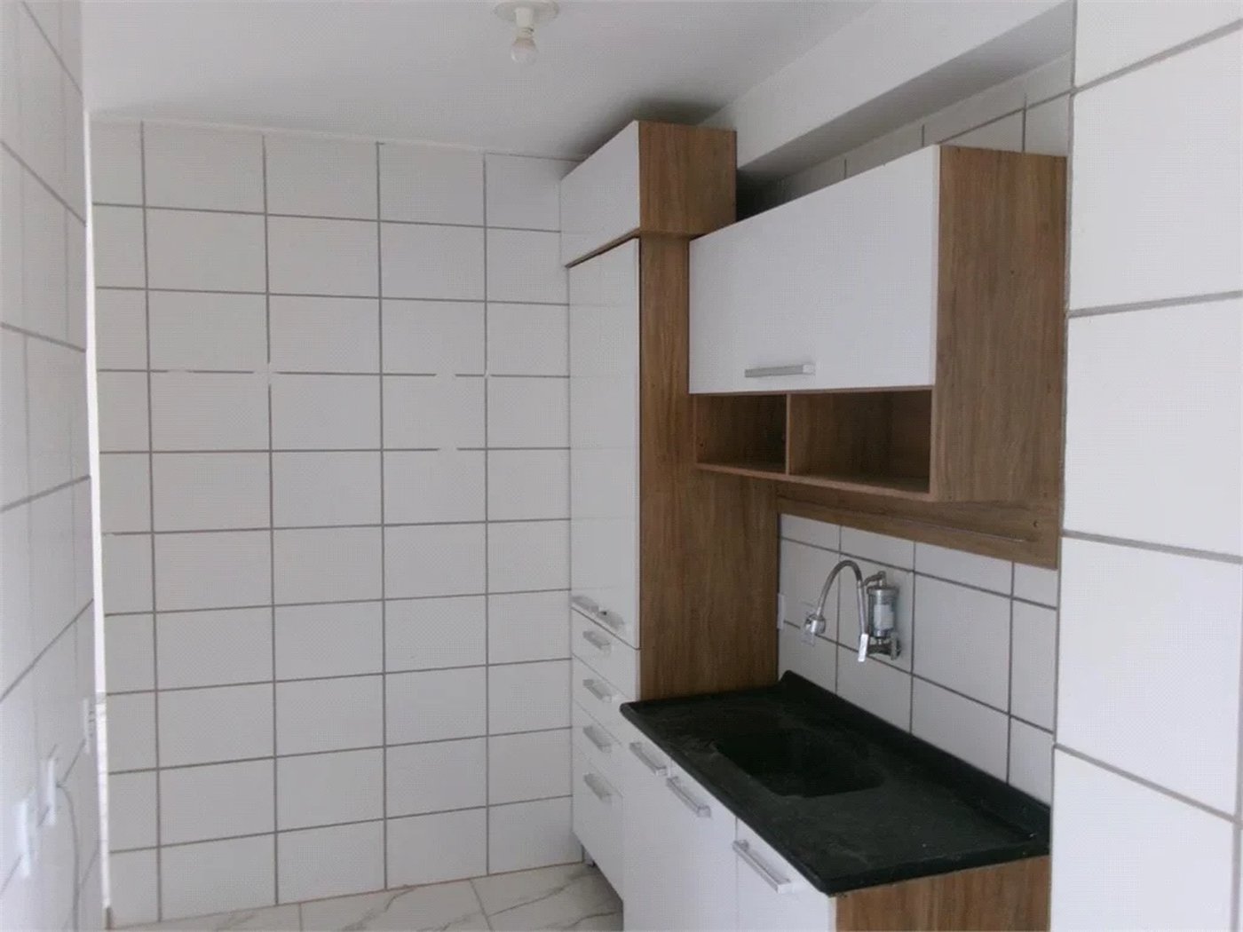 Apartamento no Condomínio Arco-Íris 2 Quartos