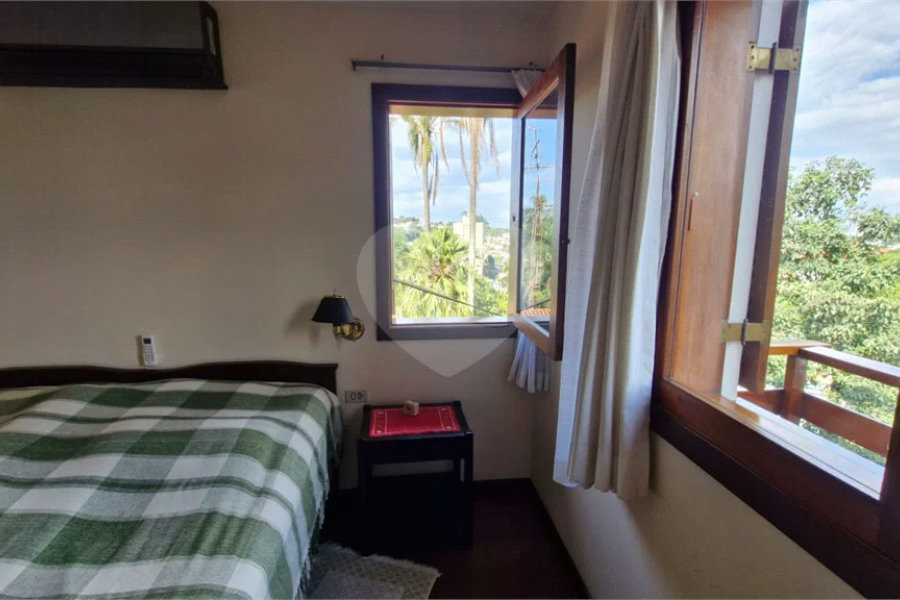 Sobrado a venda | 4 Dormitorios ( 2 suites) | 5 vagas na Vila Albertina