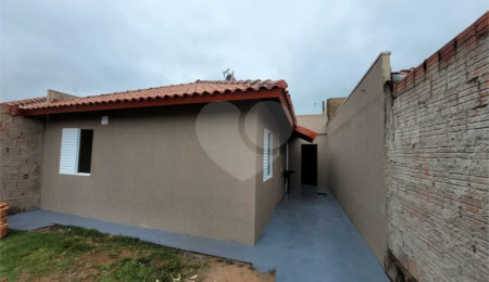 Casa à venda com 2 quartos em Loteamento Residencial Eduardo Abdelnur, São Carlos, SP