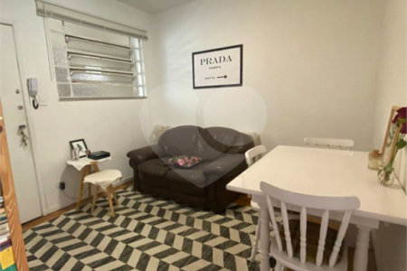 Apartamento a venda Paraíso 1 dormitório 1 banheiro 40 metros quadrados
