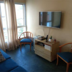 Lindo apartamento, muito bem conservado, com bom espaço interno.