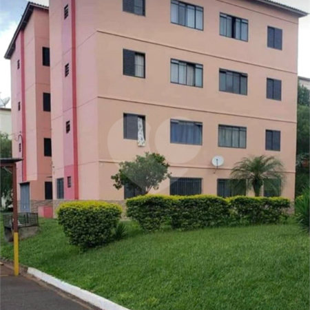 Apartamento com 1 dormitório.