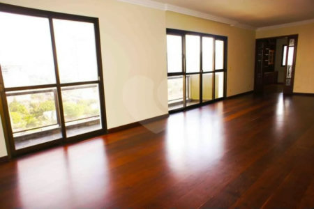 Apartamento para alugar com 4 quartos, sendo 3 suítes,  em Brooklin, São Paulo, SP