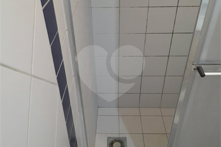 Apartamento para locação ou venda no Edifício Villagio di Napoli.