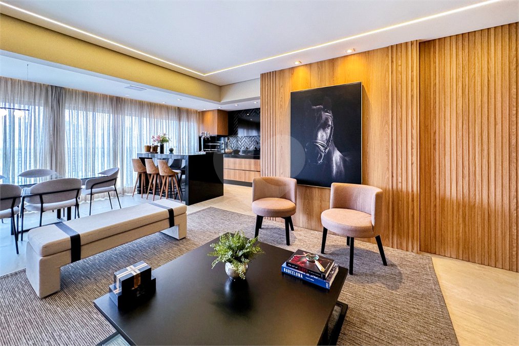 Apartamento à venda com 3 suítes em Chácara Santo Antônio, São Paulo, SP