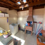 Casa e sala comercial na Vila Jacobucci