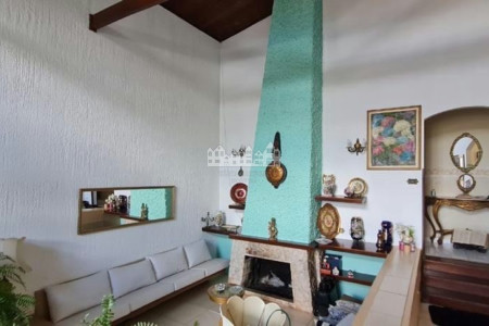 Casa à venda com 3 quartos, sendo 1 suíte, em Vila Santista, Atibaia, SP
