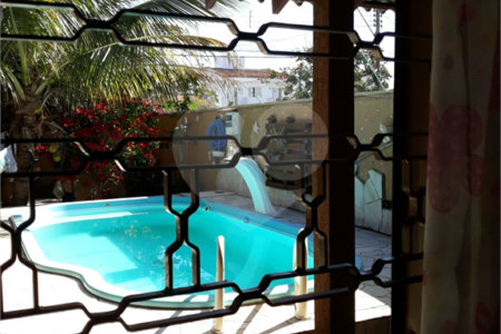 Casa térrea no Samambaia.