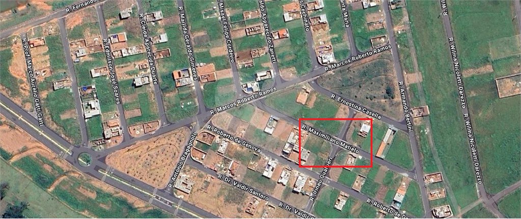 Casa à Venda no Arcoville - Completa e Confortável