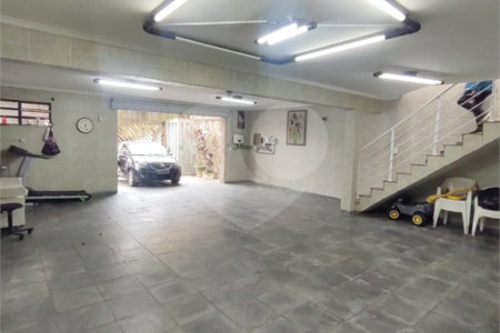 Casa com 300m² , 4 dormitórios , sendo 2 suítes , 5 vagas , à venda no bairro Curuçá , em Santo André.